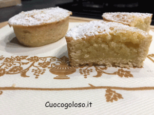 crostatine-alle-mandorle-e-frangipane.2-300x225 Crostatine alle Mandorle con Frangipane