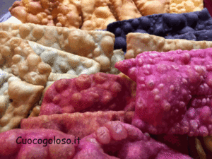 frappe-colorate.4-300x225 Frappe di Carnevale Colorate con Bolle Giganti