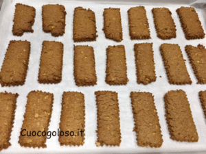 biscotti-integrali-super-rustici7-300x225 Biscotti Integrali alle Noci Super Rustici