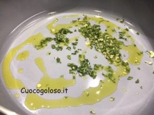 paccheri-vongole-300x225 Paccheri con Lupini, Pesto e Pomodori Secchi