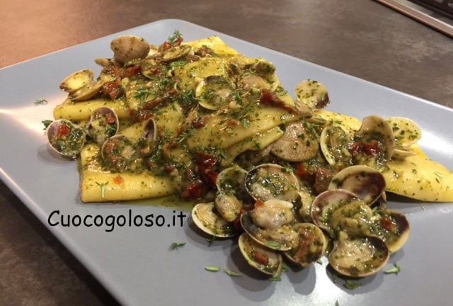 paccheri-vongole.8 Paccheri con Lupini, Pesto e Pomodori Secchi