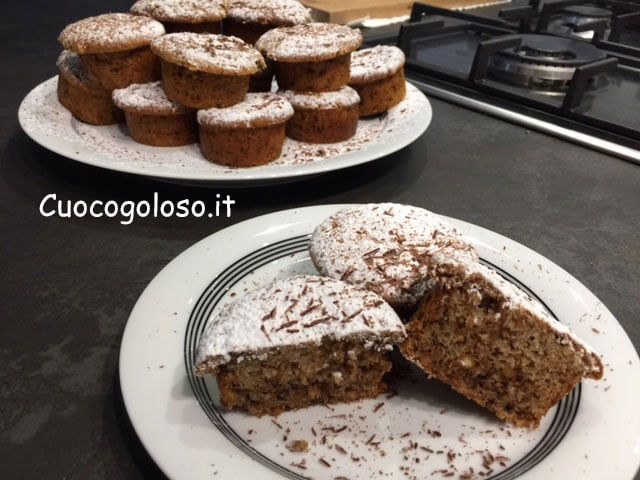 muffin-con-gelato-alla-crema-frutta-secca-e-cioccolato.7 Muffin al Gelato alla Crema con Frutta Secca e Cioccolato