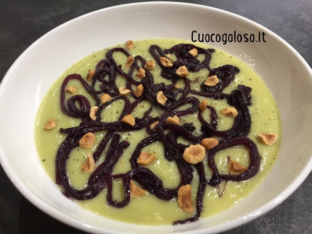 0488561B-8169-4241-A2B9-3503A26B2D95-1024x768 Vellutata di Patate e Cavolini di Bruxelles con Cipolla di Tropea brasata al Sangiovese e Nocciole Piemonte