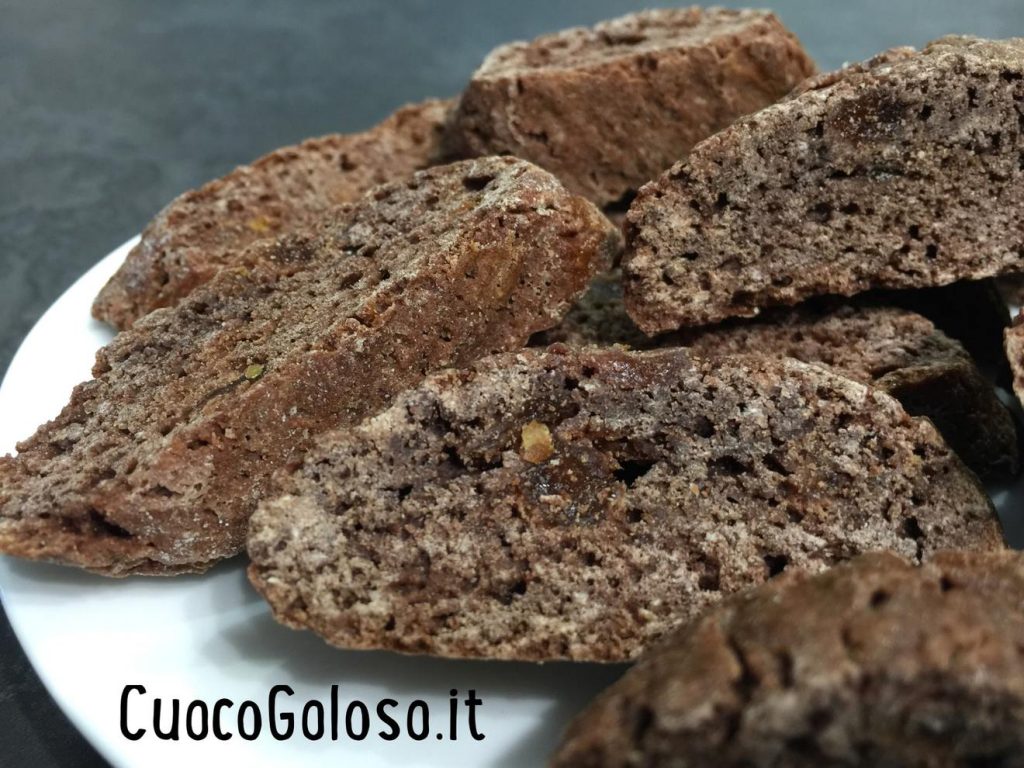 87017F39-FF7B-47B3-9EDC-E2EF30CC4E81-1024x768 Cantucci con Cacao Amaro ed Albicocche Disidratate