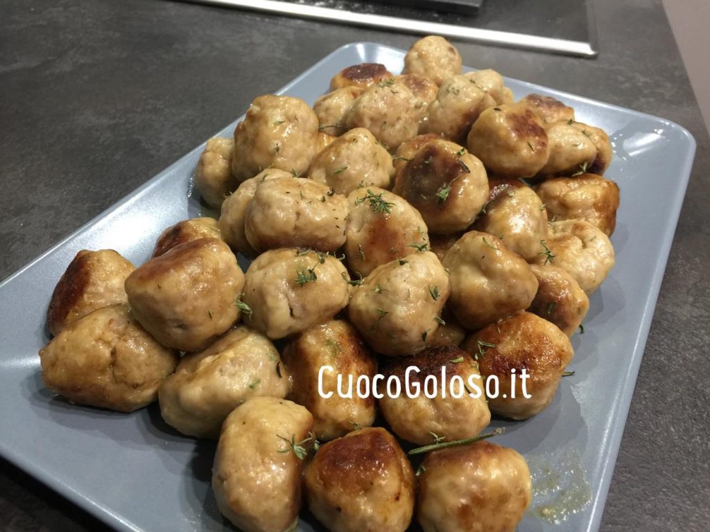 E8CF933E-122F-4FC4-93CC-3374924E96C3-1024x768 Polpettine morbidissime di Manzo e Ricotta profumate al Timo