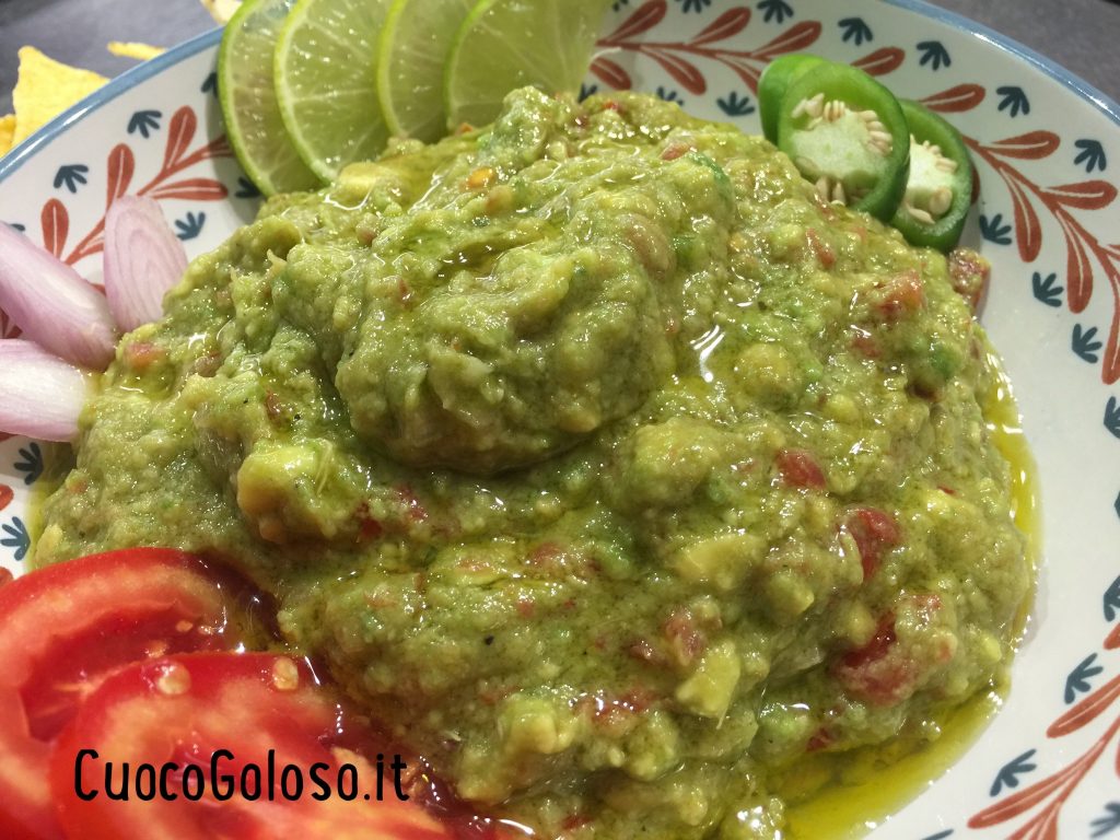 25BACDA0-8B6B-41F9-AA45-C15484E193D1-1024x768 Guacamole a modo mio, ricetta Facile e Golosa