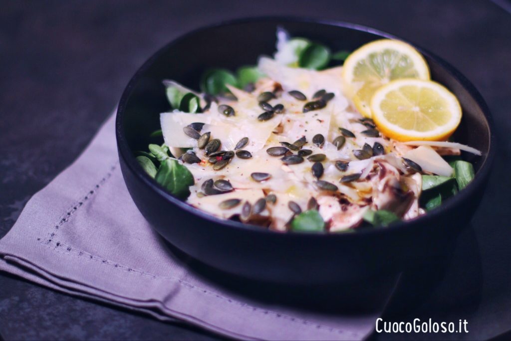 BA5FC5F0-E4F0-4C3C-8DF7-7AE2864366FB-1024x683 Insalata di Champignon e Soncino con Parmigiano Reggiano e Semi di Zucca
