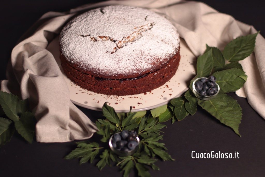 69D42364-AB7B-4226-A68C-BA9D51EFB421-1024x683 Torta con Grano Saraceno, Cioccolato, Nocciole e Confettura di Mirtilli