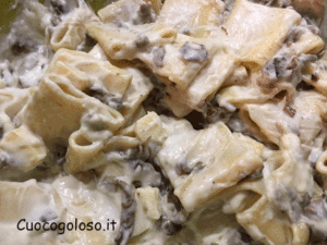 paccheri-gratinati-con-funghi-porcini-secchi-e-asiago.2-300x225 Paccheri Gratinati con Porcini Secchi e Asiago