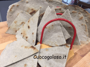 piada-grano-arso.4-300x225 Piadina con Grano Arso