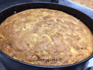 torta-di-mele-groccante-e-cioccolatosa.3-300x225 Torta di Mele Croccantina e Cioccolatosa