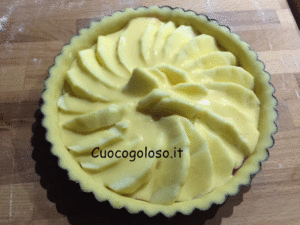 Crostata-Gcon-Confettura-di-Fragole-e-Mele3-300x225 Crostata di Confettura di Fragole e Graten di Mele