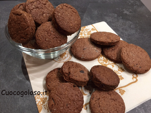 Biscotti Integrali al Cioccolato senza Burro