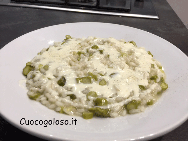 risotto-agli-asparagi-con-fonduta-di-taleggio.7 Risotto agli Asparagi con fonduta di Taleggio