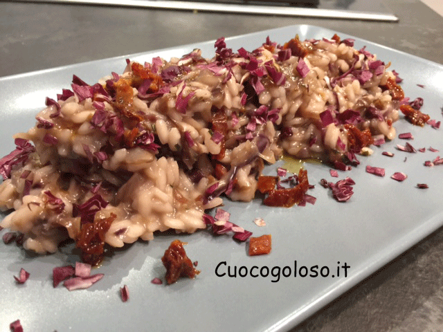risotto-con-radicchio-rosso-e-pomodori-secchi.6 Risotto con Radicchio Rosso e Pomodori Secchi