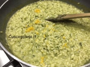 risotto-con-stridoli-gorgonzola-e-limone.4-300x225 Risotto con Stridoli, Gorgonzola Dolce e Buccia di Limone