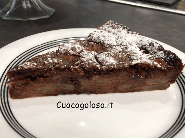 torta-pere-e-cioccolato.9 Torta poca, Pere e Cioccolato Fondente una valanga!!!