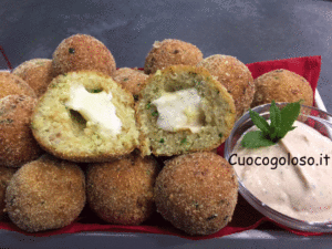 crocchette-di-quinoa-e-zucchine14-300x225 Polpette di Quinoa e Zucchine con Cuore di Scamorza Filante