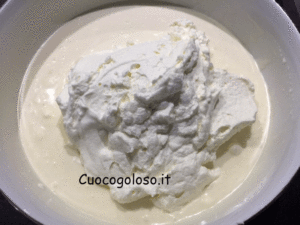 gelato-alla-stracciatella-senza-gelatiera.4-300x225 Gelato alla Stracciatella senza Gelatiera
