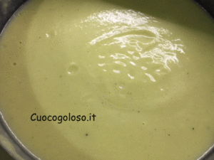 vellutata-di-zucchine-chiare-con-salsa-al-gorgonzola-e-petali-di-speck.6-300x225 Vellutata di Zucchine con Salsa al Gorgonzola e Petali di Speck