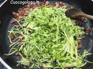 IMG_6527-300x225 Farfalle con Zucchine Fiorite e Pancetta Affumicata