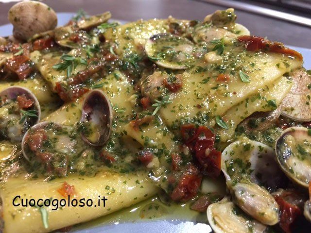 paccheri-vongole.7 Paccheri con Lupini, Pesto e Pomodori Secchi