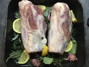 EC29C202-C795-4097-8185-E77E683C2528-300x225 Stinco di Maiale al Forno