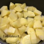 1ECD0585-A196-48F8-B211-B70B51A46A8B-150x150 Vellutata di Patate con Cavolo Romanesco e Pancetta Affumicata