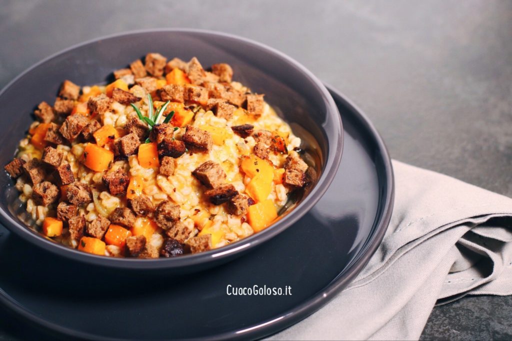 01B07B9C-34AC-47BC-88E9-8C3B8BE8BAFE-1024x683 Zuppa Cremosa di Farro, Zucca e Rosmarino