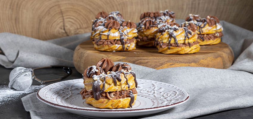 zeppoline-con-crema-al-mascarpone-bl1 Zeppole di San Giuseppe al Forno, ricetta golosa e tradizionale