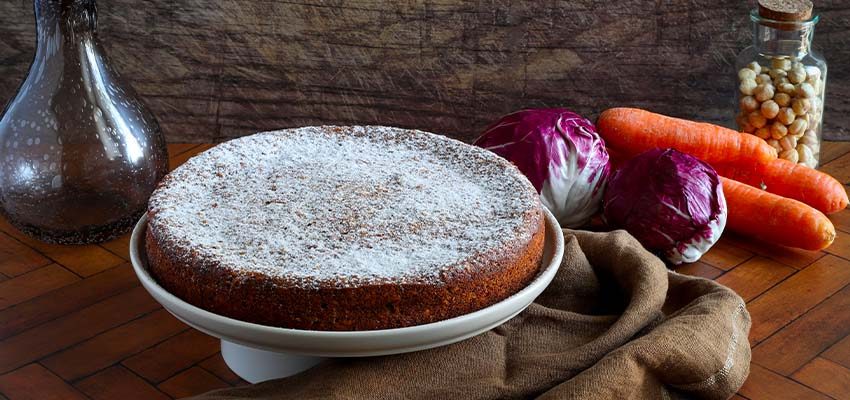 torta di nocciole e radicchio rosso